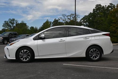 2022 Toyota Prius XLE