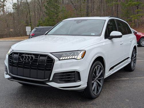 2023 Audi Q7 55 Premium Plus