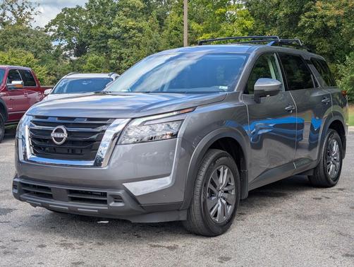 Gun Metallic 2025 Nissan Pathfinder SV FWD
