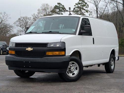 2020 Chevrolet Express 2500 RWD 2500 Regular Wheelbase WT