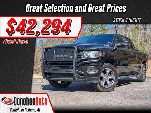 Diamond Black Crystal Pearlcoat 2024 RAM 1500 Big Horn/Lone Star