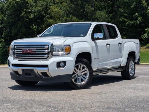Summit White 2017 GMC Canyon SLT