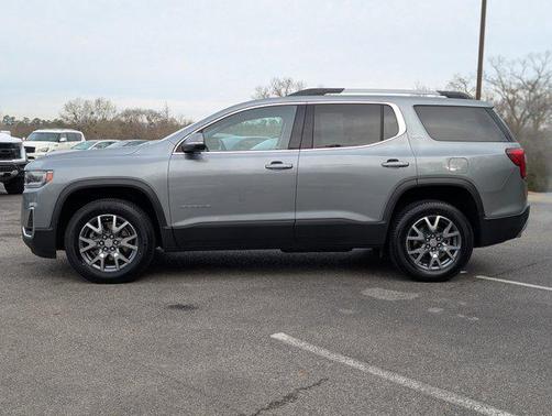 2023 GMC Acadia FWD SLT