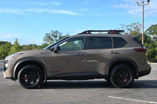 2025 Nissan Rogue Rock Creek