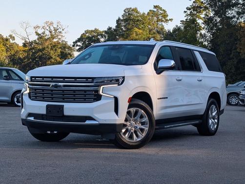 Summit White 2023 Chevrolet Suburban Premier