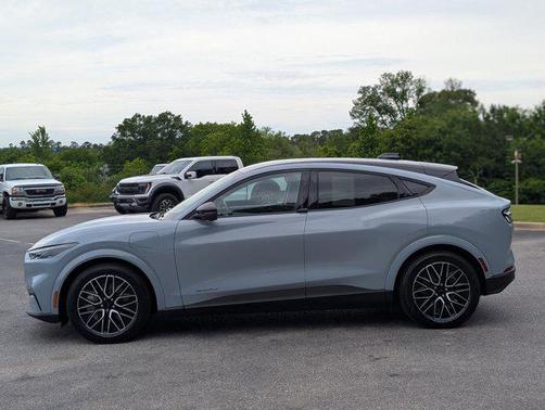GLACIER GRAY MET TRI-COAT 2025 Ford Mustang Mach-E Premium