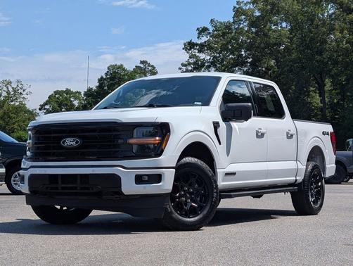 OXFORD WHITE 2024 Ford F-150 XLT