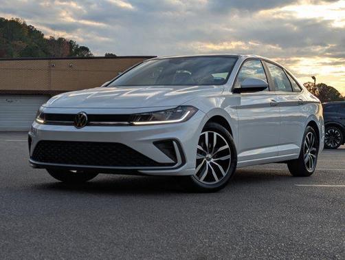 2025 Volkswagen Jetta 1.5T SE