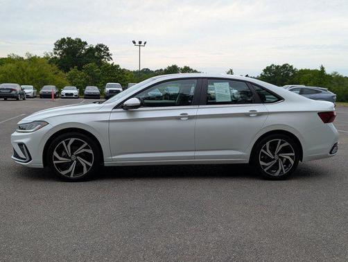 Opal White Pearl 2025 Volkswagen Jetta 1.5T SEL