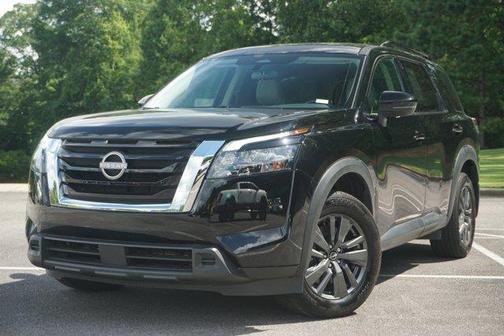 2024 Nissan Pathfinder SV FWD