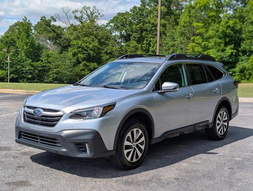Ice Silver Metallic 2022 Subaru Outback Premium