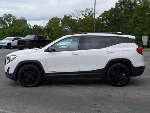 Summit White 2021 GMC Terrain SLT