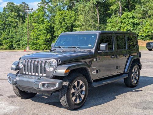 Granite Crystal Metallic Clearcoat 2018 Jeep Wrangler Unlimited Sahara