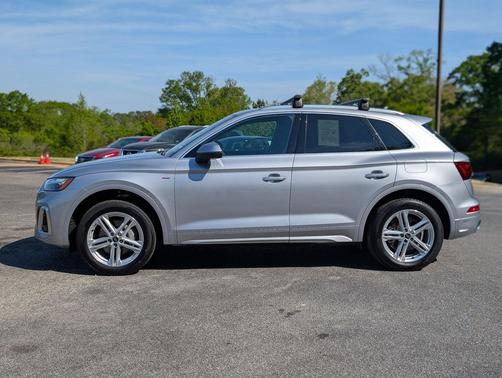 Florett Silver Metallic 2025 Audi Q5 55 S line Premium