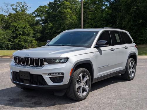 Silver Zynith 2023 Jeep Grand Cherokee 4xe Base