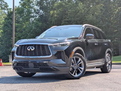 Mineral Black 2023 INFINITI QX60 Luxe