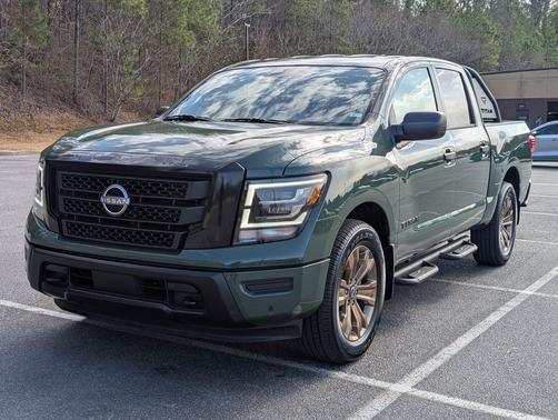 Tactical Green Metallic 2024 Nissan Titan SV