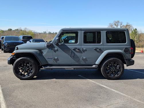 Anvil Clearcoat 2025 Jeep Wrangler 4xe Sahara