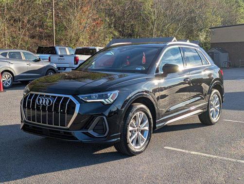 2025 Audi Q3 Premium 45 TFSI S line quattro Tiptronic