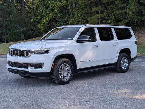 Bright White Clearcoat 2024 Jeep Wagoneer L Series I 4x2