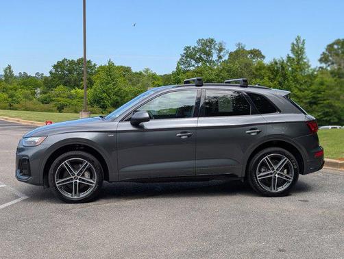 Daytona Gray Pearl Effect 2023 Audi Q5 55 S line Premium Plus