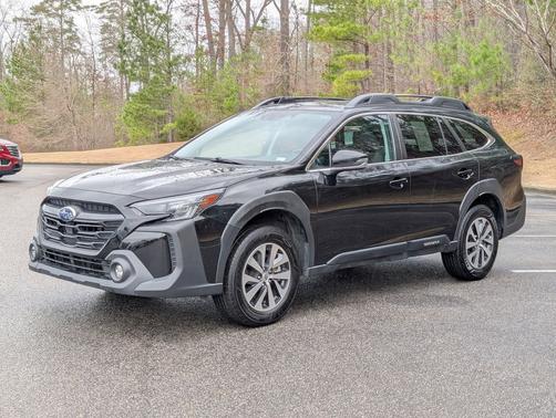 Crystal Black Silica 2023 Subaru Outback Premium