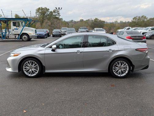 2020 Toyota Camry XLE