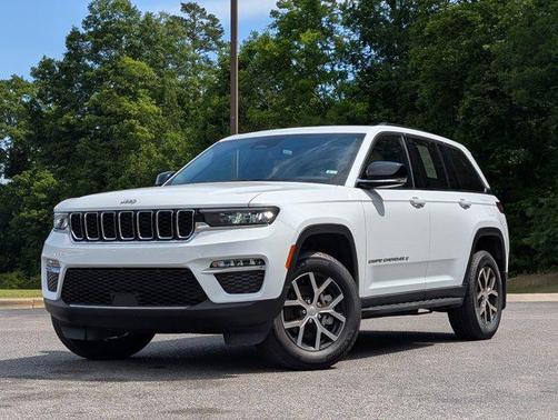Bright White Clearcoat 2024 Jeep Grand Cherokee Limited