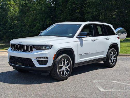 Bright White Clearcoat 2024 Jeep Grand Cherokee Limited