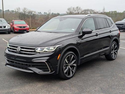 2024 Volkswagen Tiguan 2.0T SEL R-Line 4MOTION