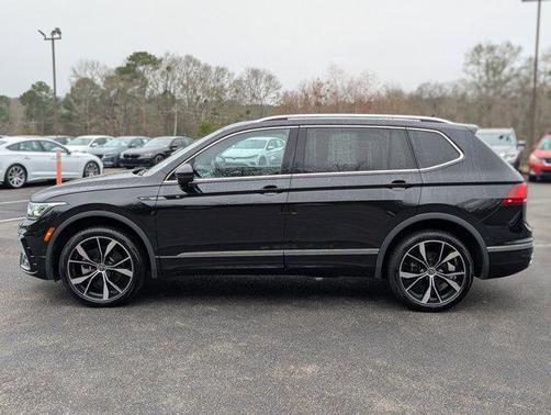 2024 Volkswagen Tiguan 2.0T SEL R-Line 4MOTION