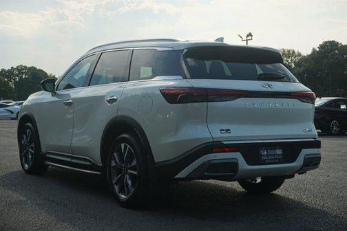 2022 INFINITI QX60 Luxe