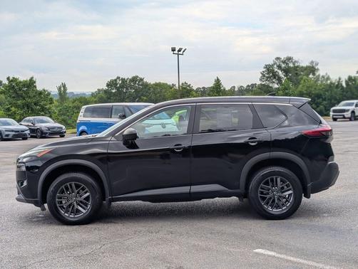 Super Black 2023 Nissan Rogue S