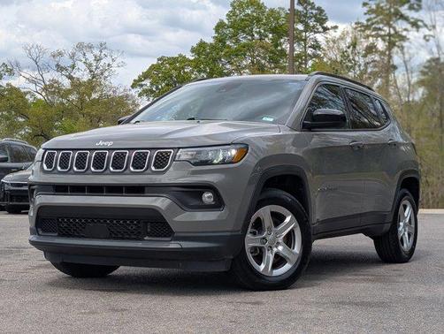 Sting-Gray Clearcoat 2023 Jeep Compass Latitude