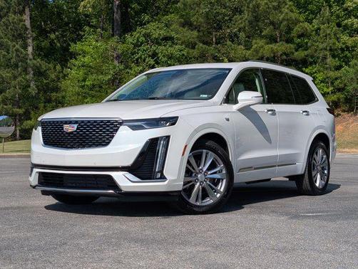Crystal White Tricoat 2025 Cadillac XT6 Premium Luxury FWD