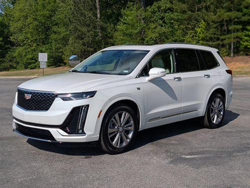 Crystal White Tricoat 2025 Cadillac XT6 Premium Luxury FWD