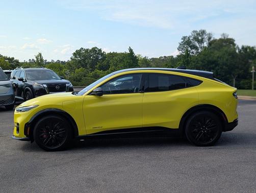 GRABBER YELLOW 2025 Ford Mustang Mach-E Premium