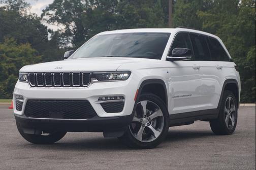 Bright White Clearcoat 2023 Jeep Grand Cherokee 4xe Base