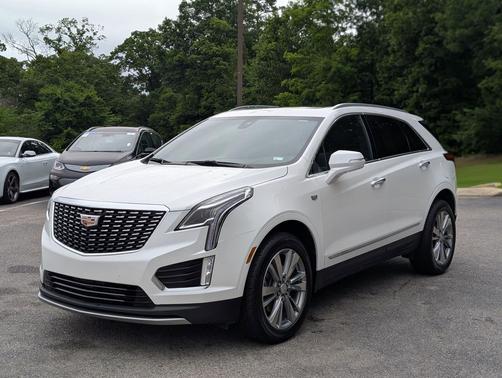 Crystal White Tricoat 2024 Cadillac XT5 Premium Luxury