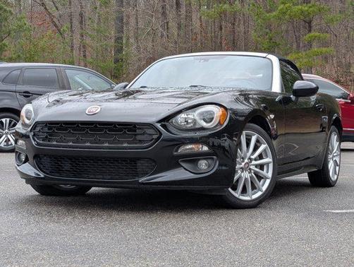 2017 FIAT 124 Spider Base