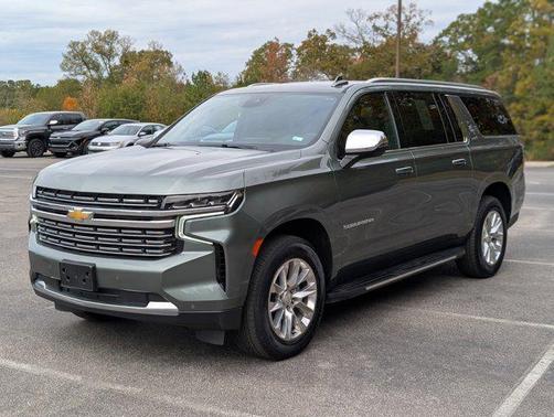 2023 Chevrolet Suburban Premier