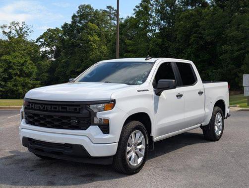 Summit White 2023 Chevrolet Silverado 1500 Custom