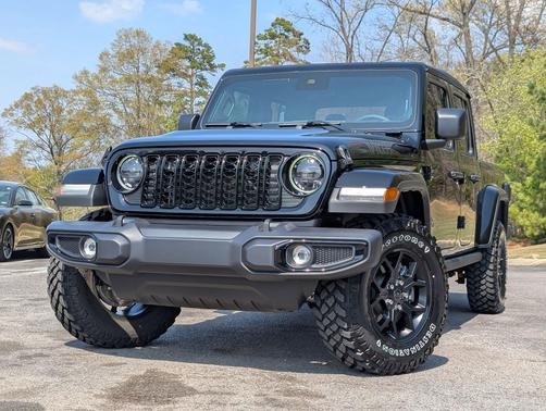Black Clearcoat 2025 Jeep Gladiator Willys