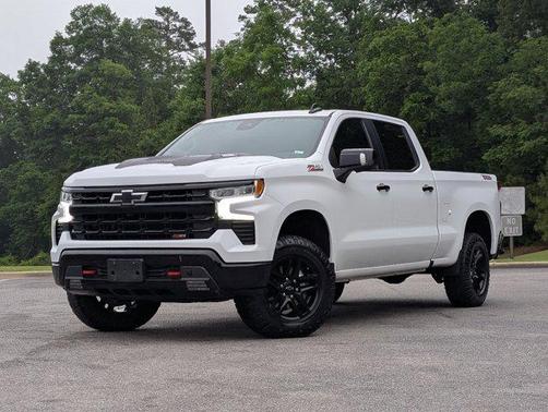 Summit White 2022 Chevrolet Silverado 1500 LT Trail Boss