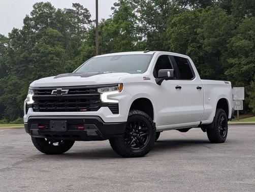 Summit White 2022 Chevrolet Silverado 1500 LT Trail Boss