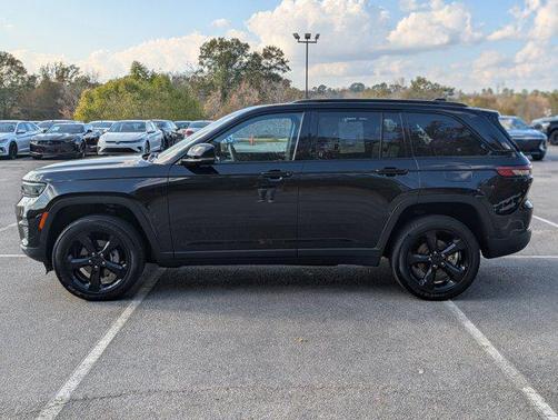 2024 Jeep Grand Cherokee Altitude