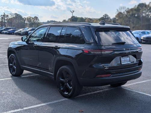 2024 Jeep Grand Cherokee Altitude