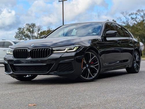 2022 BMW 530 i