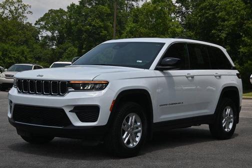 2024 Jeep Grand Cherokee Laredo