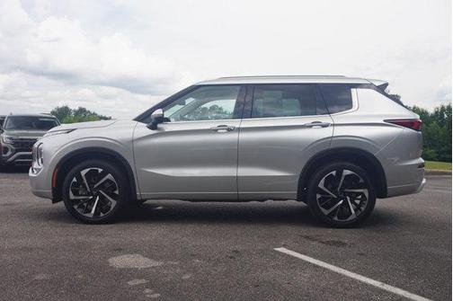 2023 Mitsubishi Outlander SEL 2.5 2WD